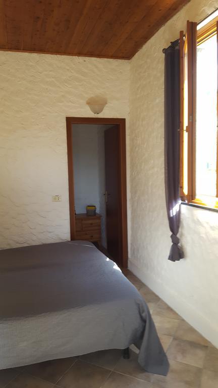 Agriturismo Olivarancio Leivi Екстериор снимка
